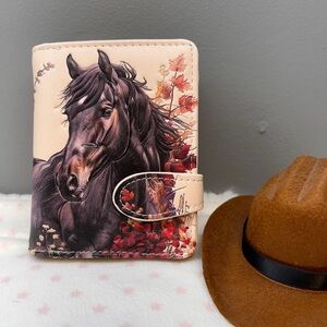 Woman’s Wallet Small : Autumn Horse Cream